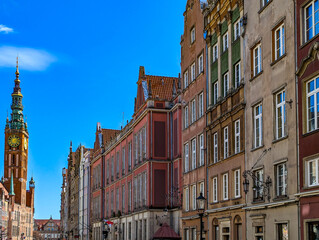 Fototapeta na wymiar old houses in gdansk in spring
