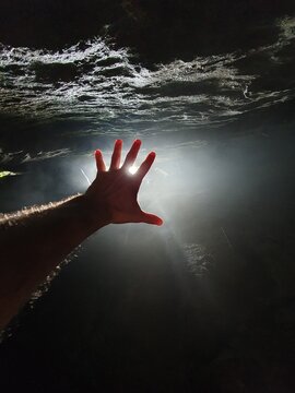 Hand