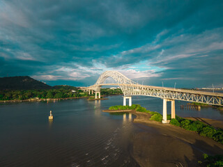 Obraz premium Puente de las Américas