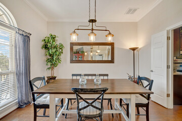 Home dining room 
