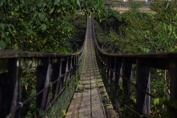 Fototapeta na wymiar 古い橋