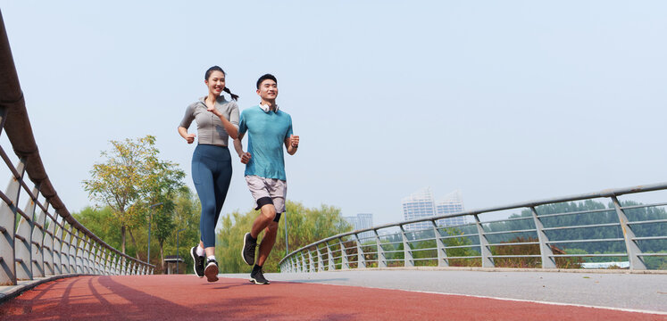 Young couples in the outdoor running