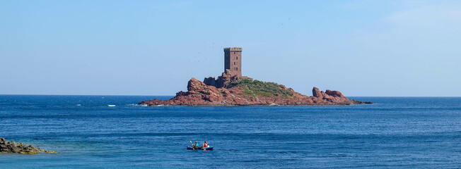 Cap Dramont, Île d'Or, Plage du Débarquement - Cote d'Azur in Frankreich	