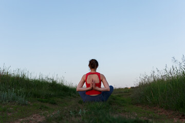 people doing sports in nature, people doing yoga in nature, sunset yoga, sports, running, yoga

