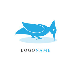 Naklejka premium Blue bird logo design Free Vector