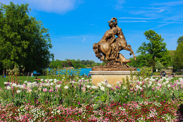 Statue in the park in Lyon