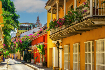 Fototapeta na wymiar street in old town Cartagena, Colombia