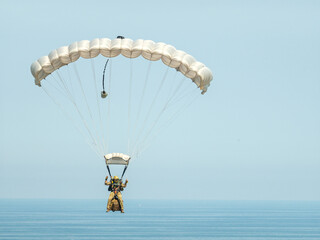 1er RPIMA de Bayonne en démonstration à Biarritz le 14 juillet 2023