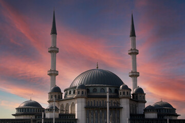 Fototapeta na wymiar A mosque in the city of istanbul. Taksim mosque, istanbul