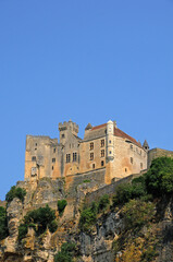 Fototapeta na wymiar middle age castle of Beynac in Dordogne