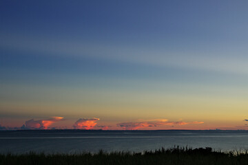 沖縄県小浜島　美しい夕暮れ空と海