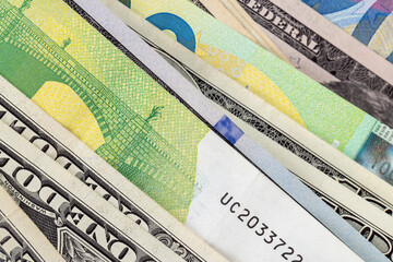 several freely convertible currencies in one stack