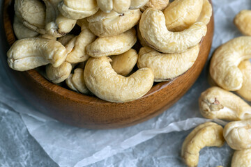 ready to eat and peeled cashew nuts