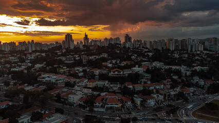 1 Maio Estádio Pacaembu Praça Charles Miller Primeiro Dia Trabalhador Evento Feriado Trabalho Direitos Trabalhistas CUT Centrais Sindicais Música Festa Palco Show Palanque Discurso Lula Boulos Dilma 
