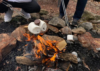 cooking s'mores