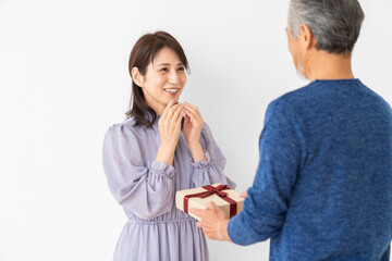ミドル 夫婦　プレゼント