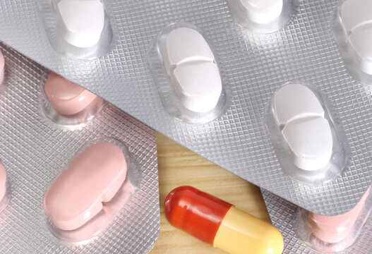 Psychopharmaka in Form von Tabletten und Kapseln in Blisterverpackungen