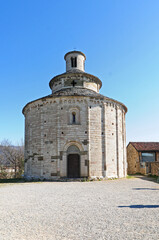 Fototapeta na wymiar Il Tempio di San Tomè, Almenno San Bartolomeo - Bergamo