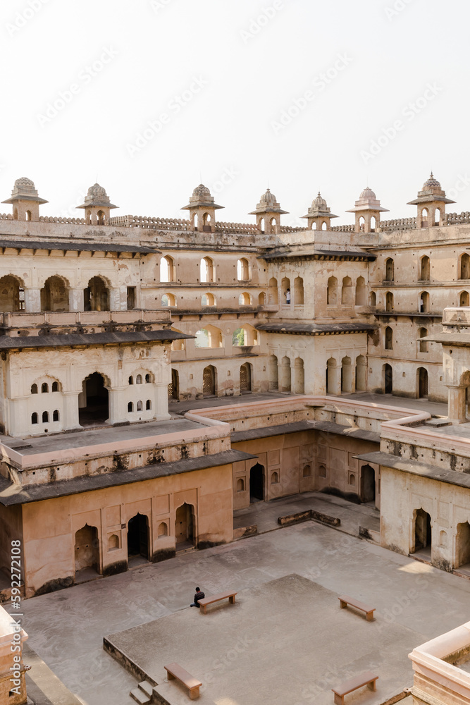 Wall mural detail of the jahangir mahal palace in orchha, madhya pradesh, india.