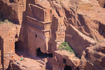 Petra w Jordanii. Ruiny starożytnego miasta w skale. - obrazy, fototapety, plakaty