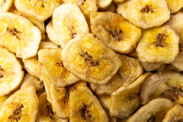 Banana chips with thinly sliced ​​and dried fruit