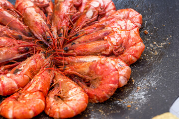 Pan-fried Shrimp at a Picnic Camp