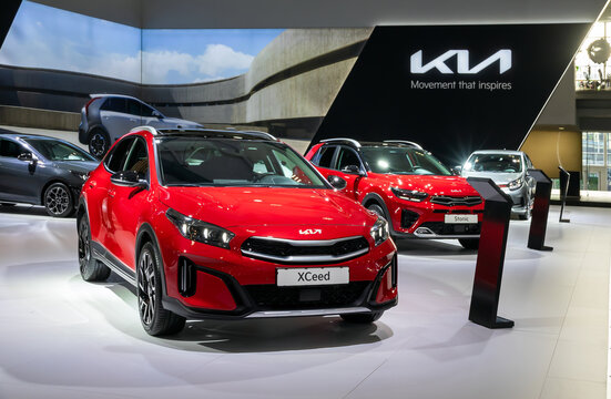 Kia XCeed car (2023)