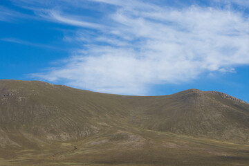 Fototapeta na wymiar montaña altiplánica andina