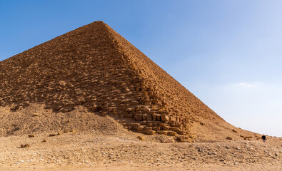 Red pyramid of Saqarrah