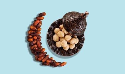 Fototapeta na wymiar Tasty healthy nuts in bowl on the desk
