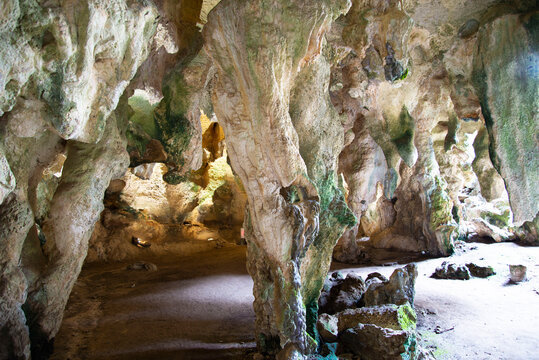 Stick Tomato Cave in Naracoorte - Australia