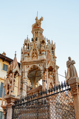 Fototapeta na wymiar Awesome view of the Tomb of Cansignorio della Scala