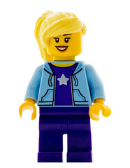 Obraz premium Dortmund - Deutschland 14. April 2023 Lego Minifigure Mädchen in blauer Kleidung