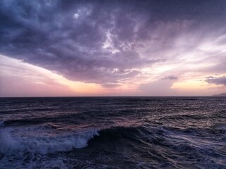 Obraz premium sunset over the sea