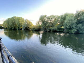 Obraz premium A view of the River Severn in Shrewsbury