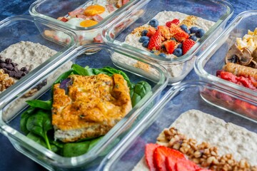 Closeup shot of different healthy breakfast options in the glass container