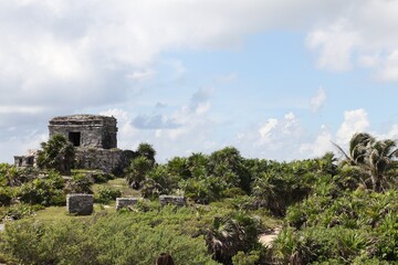 Fototapeta na wymiar Tulum ancient mayan ruins in Mexico