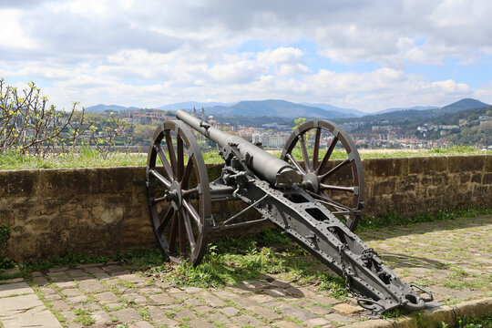 historische Kanone am Monte Urgull in Donostia-San Sebastian