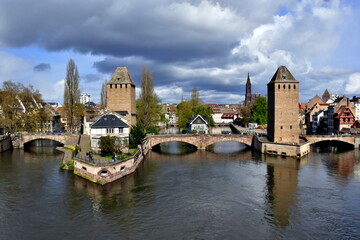 Barage Vauban in Straßburg unter Wolken