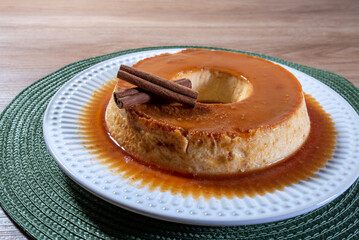 Condensed milk pudding with caramelized sauce