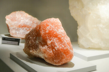 Salt crystals cluster. Salt crystals growth. Salt crystallization. Mine rock salt chunk. High quality photo