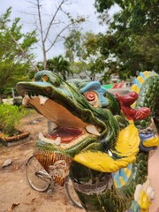 chinese dragon statue