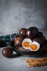 smoked duck eggs, indonesian traditional food, grilled eggs.