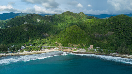 The breathtaking combination of the ocean and hills along the beach of Lhoknga offers a truly unforgettable experience, with its stunning and unique scenery.