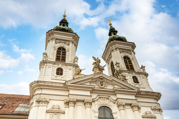 Fototapeta na wymiar View at Mariahilfer church in Graz city, austria, in early spring