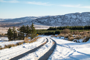 Fototapeta na wymiar The Muckish gap road in winter - County Donegal, Ireland