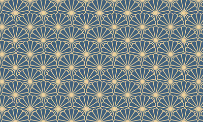 Bivalve shaped blue pattern with golden contour
