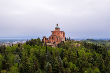 Naklejka premium Aerial view of sanctuary of Madonna di San Luca in Bologna