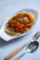 spaghetti with sauce