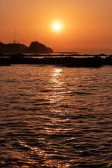 Fototapeta na wymiar 三浦半島の毘沙門天浜の夜明け